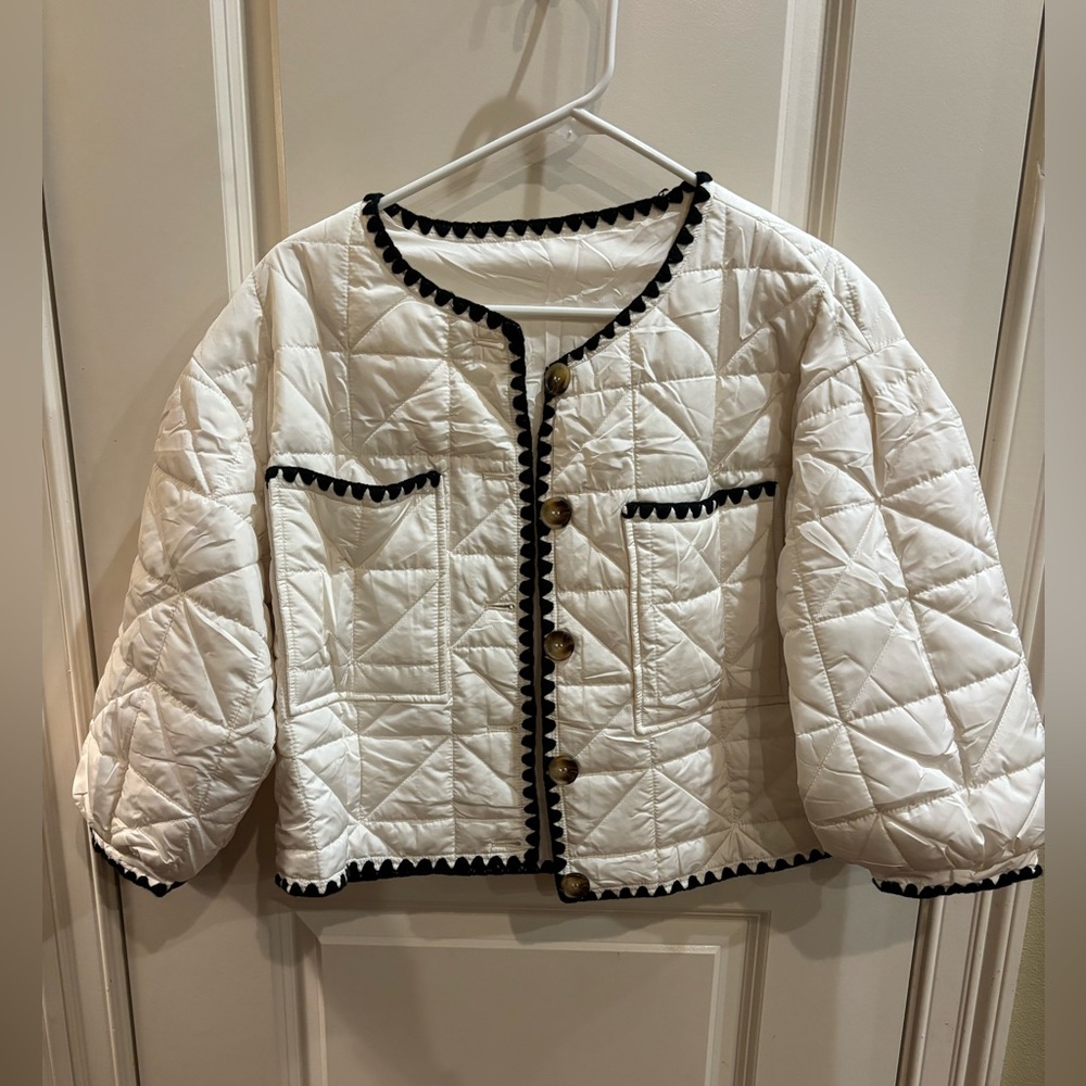 Cropped quilted lightweight jacket NWOT